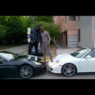 Balotelli offers a Porsche to his brother