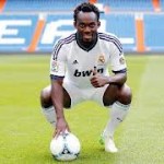 Real Madrid sign Chelsea midfielder Essien on season-long loan