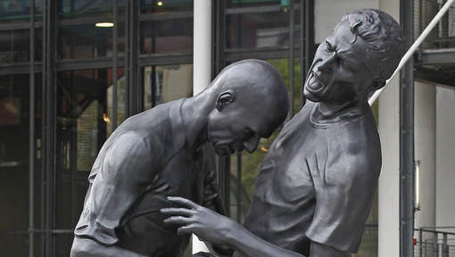 Zidane headbutt on Materazzi becomes a sculpture