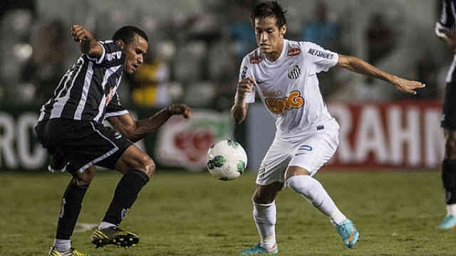Neymar scores a wondergoal for his 200th with Santos