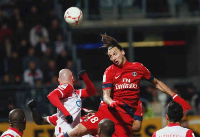 Zlatan Ibrahimovic scores for Paris Saint Germain bringing them a win