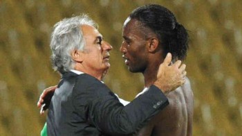 Didier Drogba shows deep repect to Algerian coach with their match