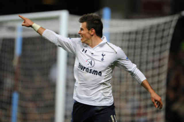 Gareth Bale celebrates his goal as Tottenham win a game in the FA Cup