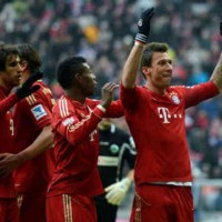 Mario Mandzukic celebrates his goal as Bayer Munich are rising up for the title