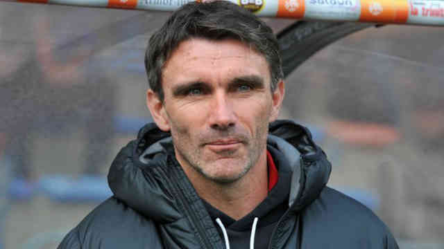 Patrice Carteron has made his decision in who will be playing in the African Cup of Nations 2013 for Mali