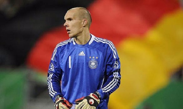 On 10 November 2009, Robert Enke committed suicide. At the time of his death, he was widely considered to be a leading contender for the German number one spot at the 2010 World Cup