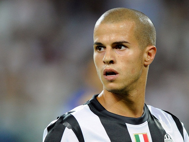 Sebastian Giovinco, born January 26, 1987 in Turin, is an Italian footballer who plays in midfield or as a striker at Juventus. In Italy, he is called Formica Atomica