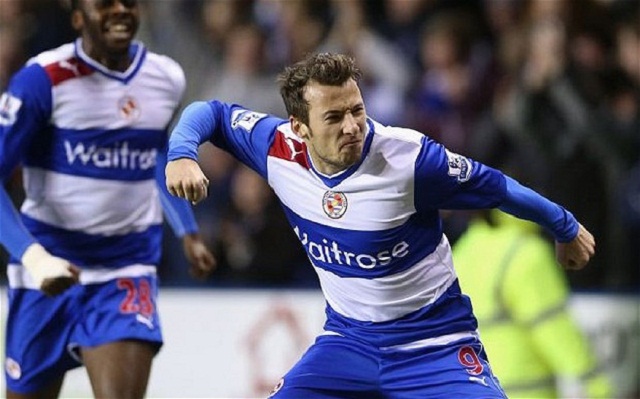 Substitute Adam Le Fondre scored a late double as Reading fought back from two behind against Chelsea to climb out of the Premier League relegation zone.