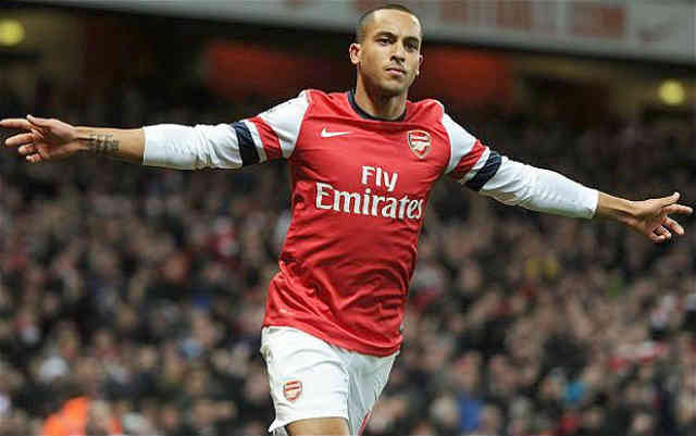 Theo Walcott signed his contract and is starting to stay believing in his team