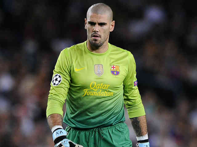 Victor Valdes refuses to extended his contract because he believes he would want to see the world in football
