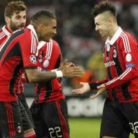 Kevin Prince Boateng brings their team a first goal and celebrates with El Sharraway