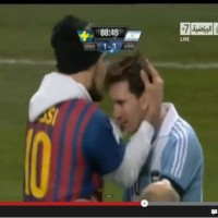 Lionel Messi Fan invades pitch and kissing Messi during Argentina-Sweden 3-2 Friendly