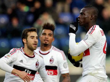 Mario Balotelli who left in the winter defends Roberto Mancini and says he is the best manager for Manchester City