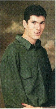 A young Zinedine Zidane, with still plenty of hair!