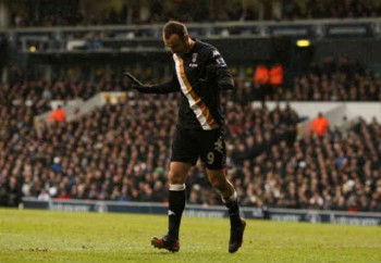 Berbatov refuses to celebrates his goal against his old club Tottenham