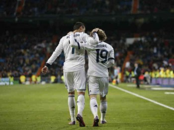 Ronaldo and Modric yet again score two amazing goals