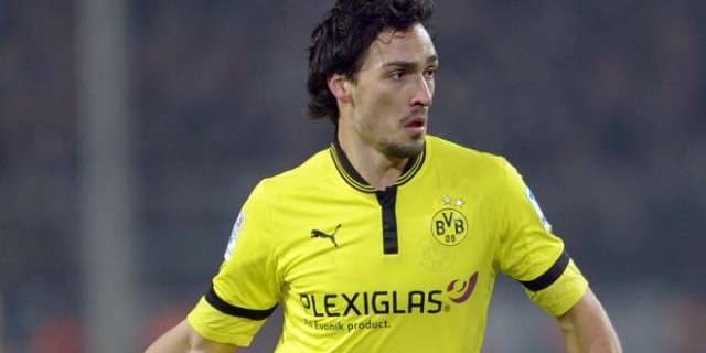 Vincent Kompany and Thomas Vermaelen were high on the list, but it is the German Mats Hummels who is poised to be the replacement for carlos Puyol at Barcelona
