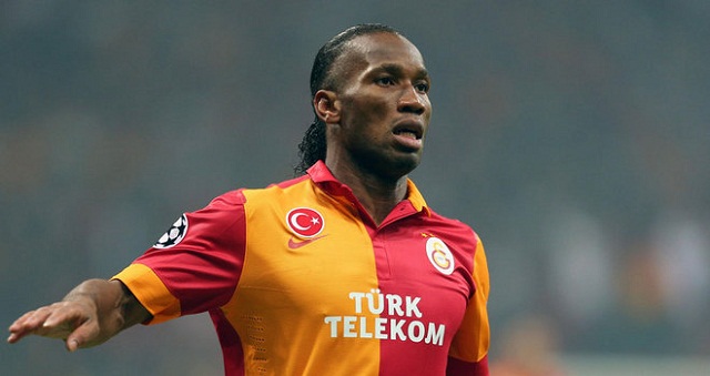 Didier Drogba's Galatasaray beat Schalke 04, 3-2, to advance to the Champions League quarterfinals with a 4-3 victory on aggregate.l