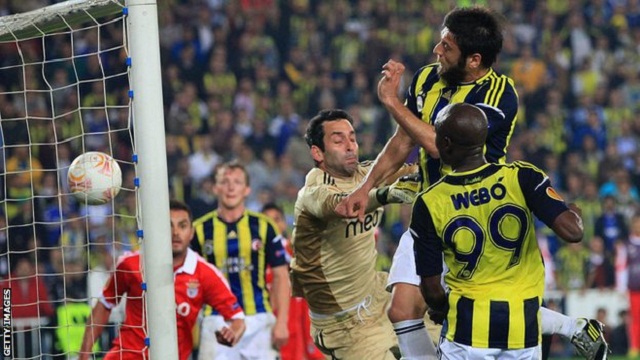 Defender Egemen Korkmaz's second-half header earned Fenerbahce a deserved 1-0 victory in the first leg of their Europa League semi-final