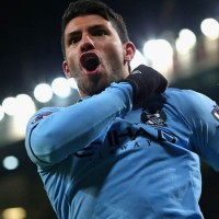 Manchester City's Carlos Aguero celebrates scoring against Man United