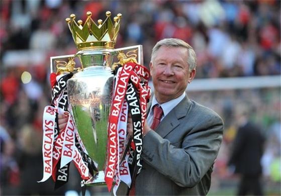 Sir Alex Ferguson celebrates another EPL title