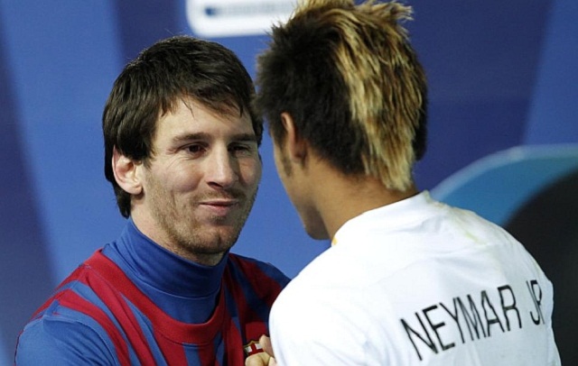 Barcelona star Lionel Messi is excited at the prospect of Santos forward Neymar moving to the Catalan giants, saying he would be 'a wonderful signing'.