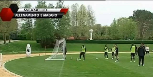 Mario Balotelli targets an old man driving a golf cart at AC Milan training 2013 HD