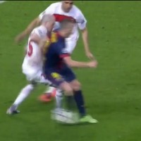 Over 8 minutes of some of best dribbling skills performed by Andres Iniesta, "the dribbling magician".