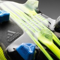 The Adidas Nitrocharge 1.0 also features the TRAXION 2.0 stud configuration which benefits grip and traction on the surface also making them great for running.-football
