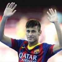 Neymar greets his new fans