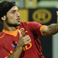 Atletico Madrid negotiates Osvaldo