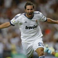 Higuain has accepted to move to Italy to Naples