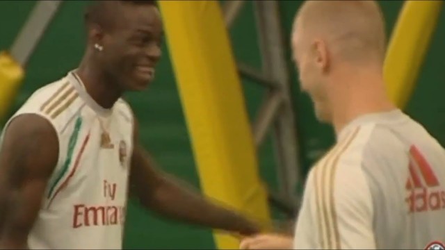 Balotelli laughs after El Shaarawy falls, He can't keep balance!