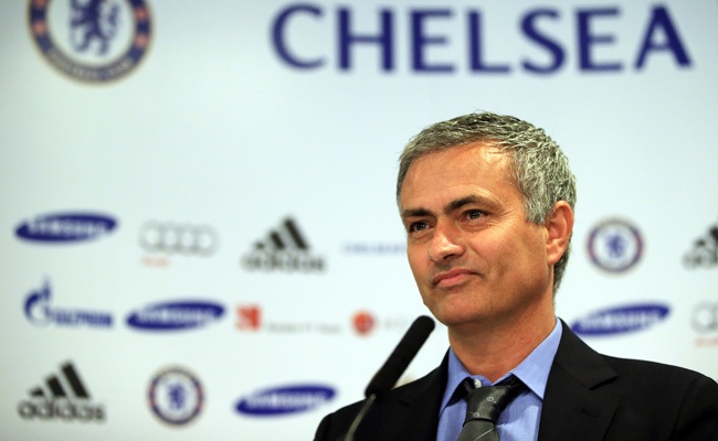 Chelsea's Jose Mourinho back in familiar surroundings