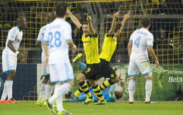 Lewandowski celebrates his amazing goals