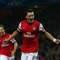 Arsenal 2 : 0 Napoli Champions League Highlights