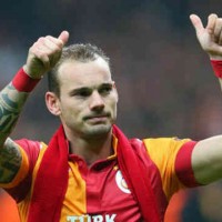 Sneijder puts the record straight about his future