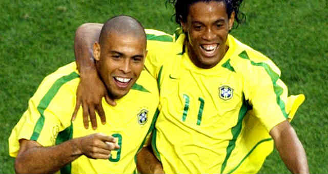 Ronaldo is looking forward for Ronaldinho to be in the World Cup 2014 in Brazil