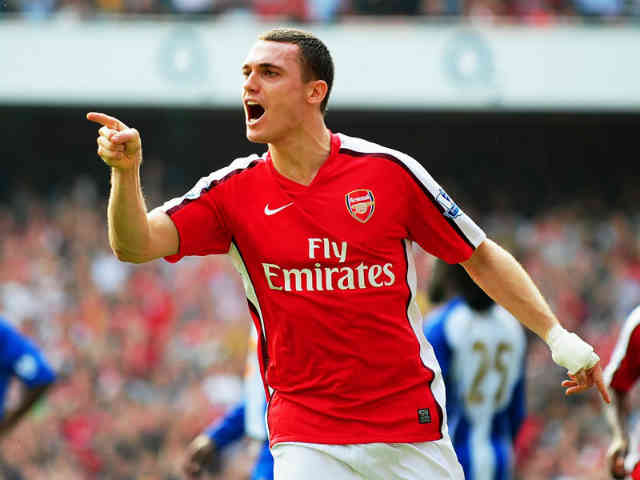 Thomas Vermaelen is thinking to extend his contract with the gunners