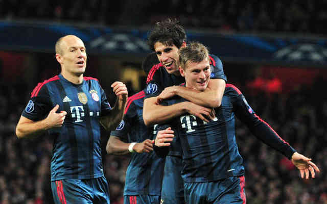 Toni Kroos brigns the opener goal for Bayern Munich in the Champions League against Arsenal